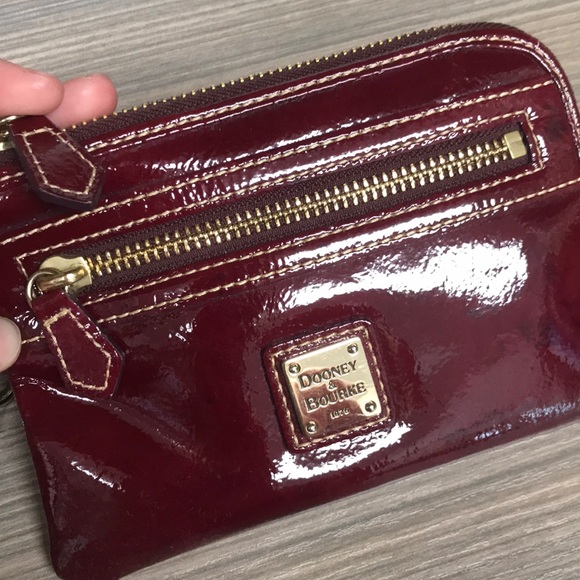 Dooney & Bourke Red Wallet/wristlet - Picture 2 of 4